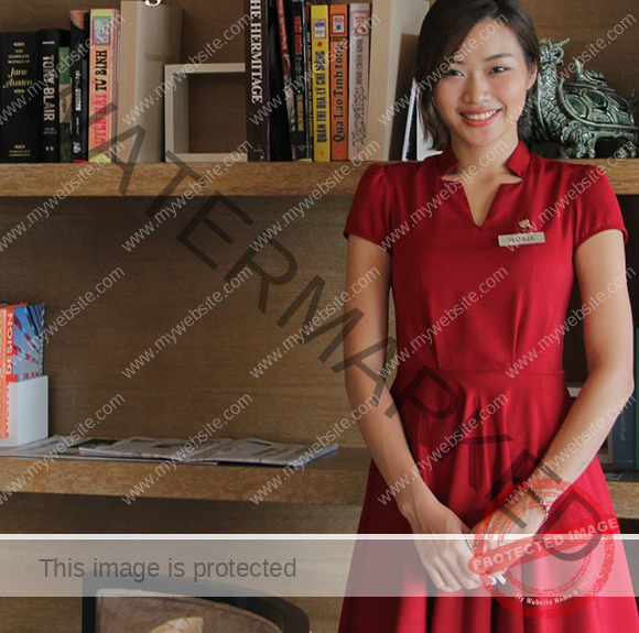 Đồng phục đỏ rỗng rãi thoải mái