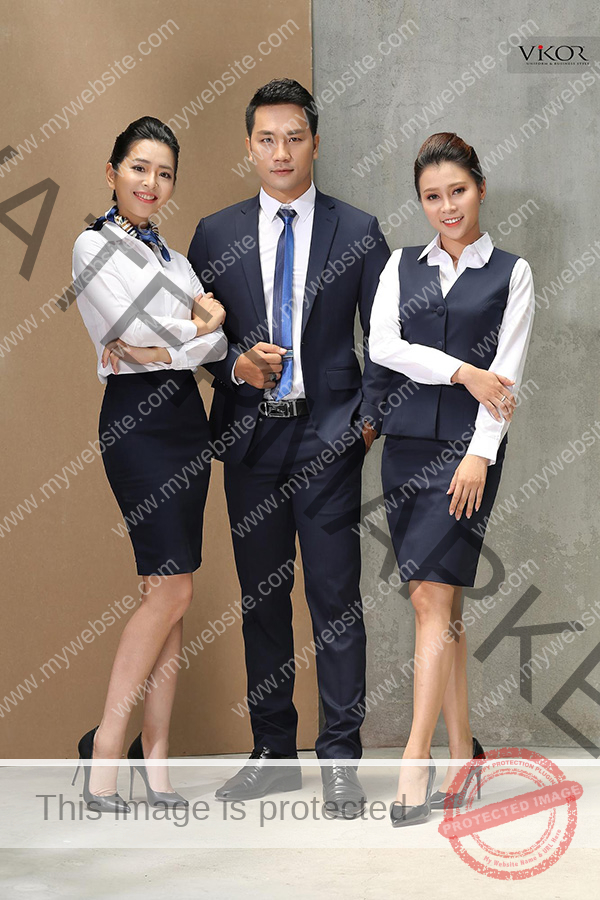Đồng phục nhân viên kết hợp giữa vest, sơ mi và chân váy