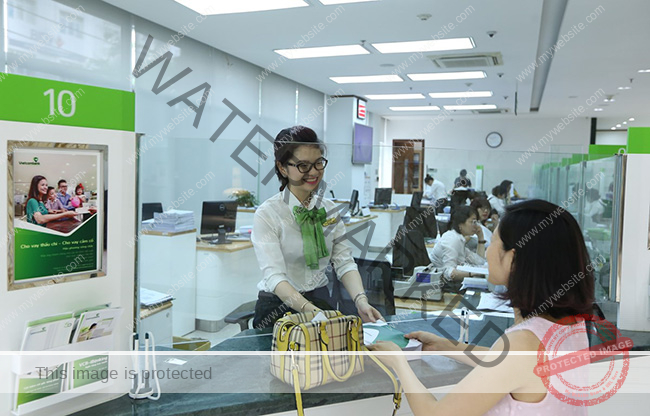 Đồng phục giao dịch viên ngân hàng Vietcombank