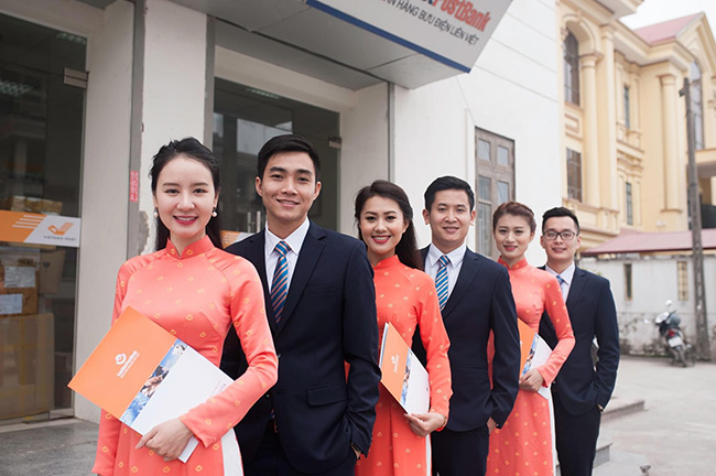 Áo dài đồng phục ngân hàng Liên Việt