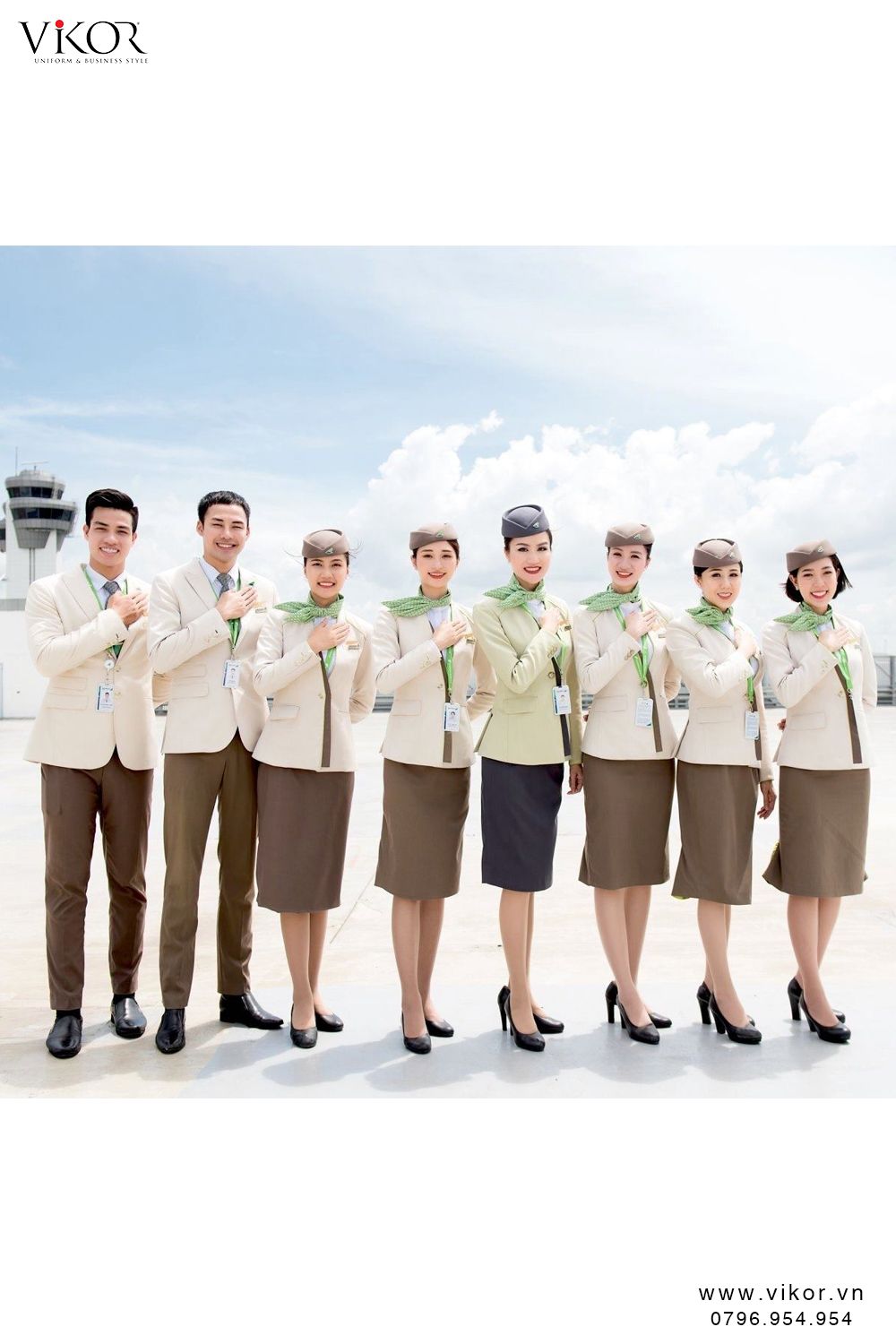 Đồng phục hàng không Bamboo Airways cực kỳ ấn tượng với thiết kế mang tính thời trang cao.